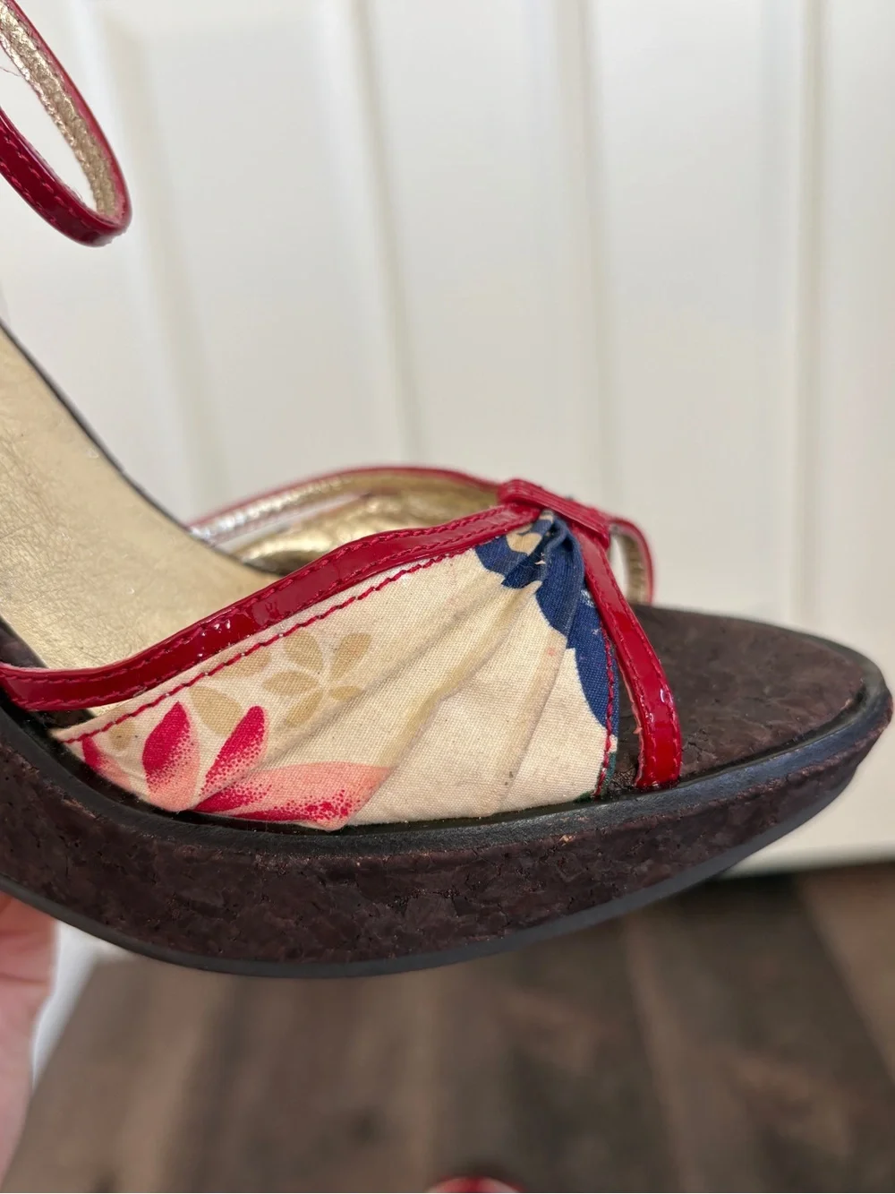 Steve Madden Lynbrook Red Floral Cork Wedge Sandals